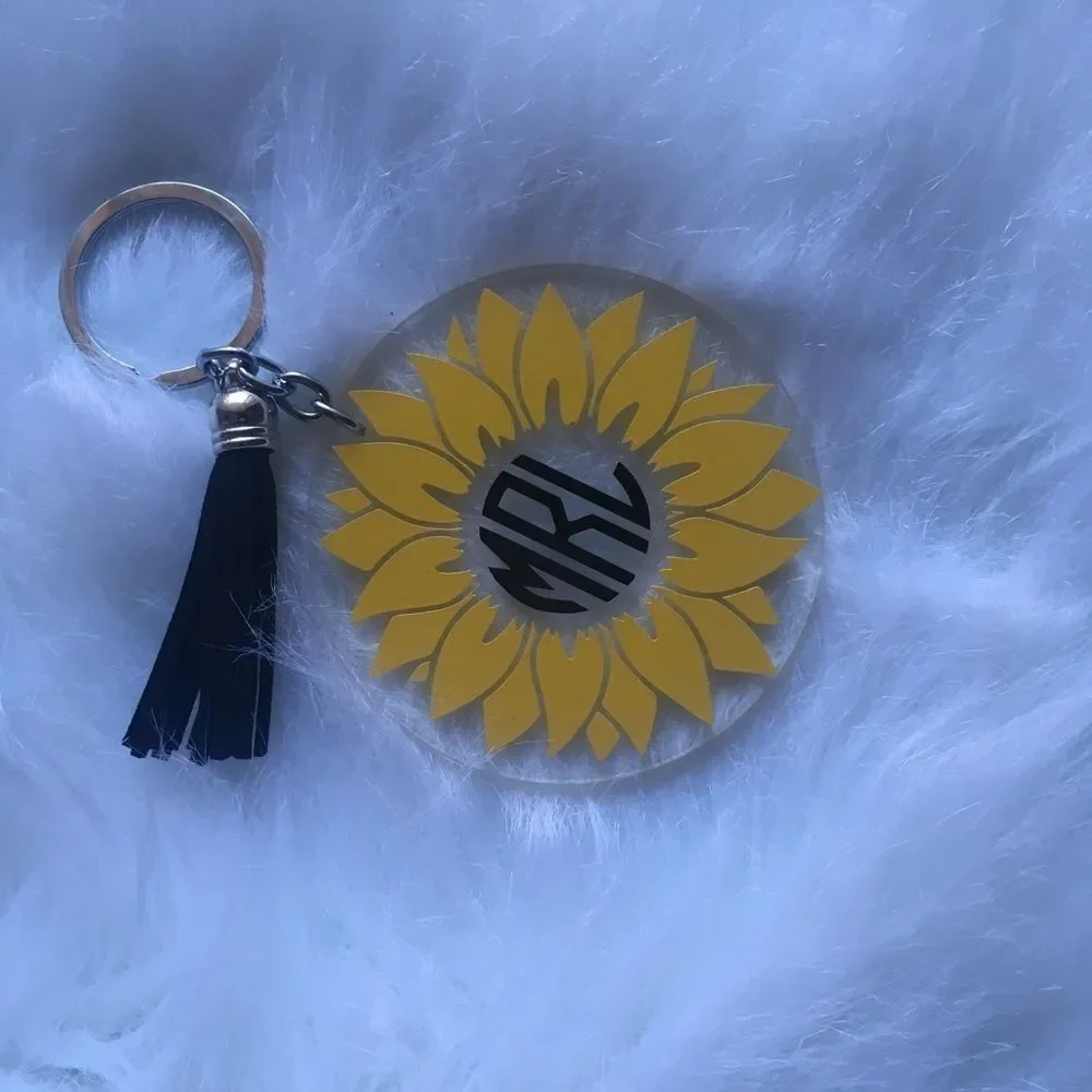 Monogram Sunflower Keychain   - Picture 3 of 6